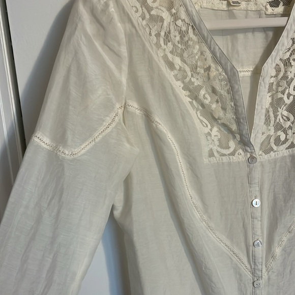QSW Quicksilver lace blouse - Picture 4 of 8